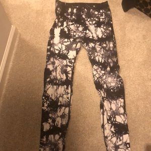 Peach reversible leggings size M